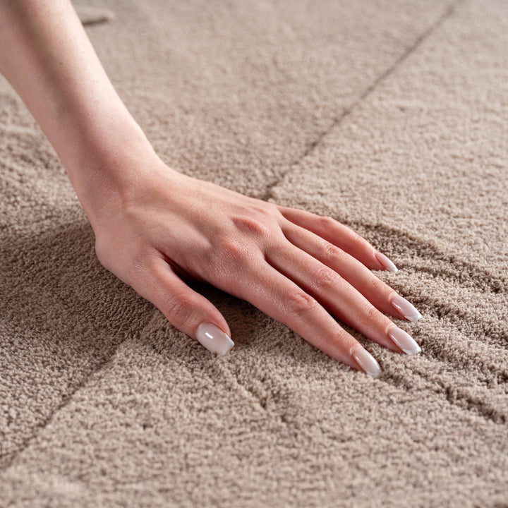 Simpex24 Boho Teppich mit Geometrischem Design, Einfarbig Beige - Creme, Weicher & Pflegeleichter Deko Teppich, Waschbarer Teppich mit 3D-Effekt für Wohnzimmer und Schlafzimmer