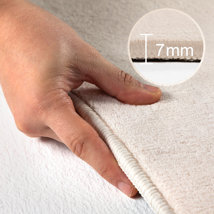 SIMPEX Waschbarer Teppich Kurzflor Modern Einfarbig Weich Rutschfest Maschinenwaschbar Pflegeleicht für Wohnzimmer Schlafzimmer Flur Esszimmer
