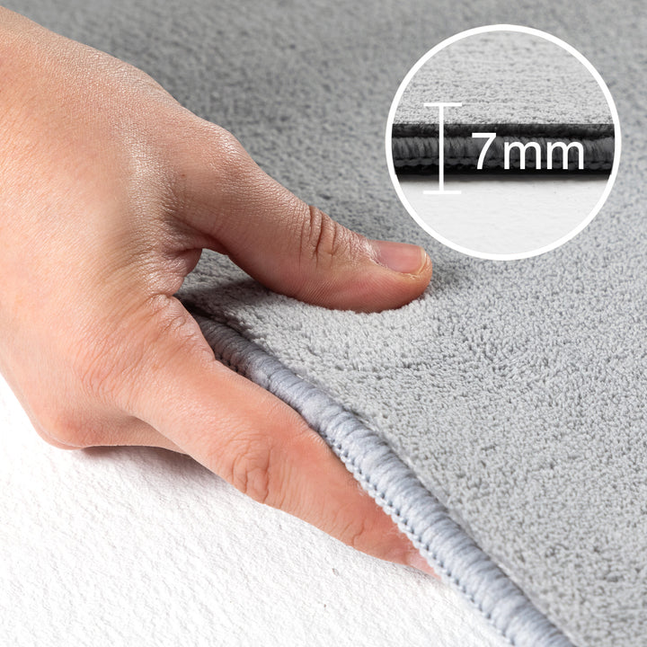 SIMPEX Waschbarer Teppich Kurzflor Modern Einfarbig Weich Rutschfest Maschinenwaschbar Pflegeleicht für Wohnzimmer Schlafzimmer Flur Esszimmer